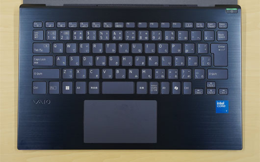 VAIO F14 2025年モデルのタッチパッド